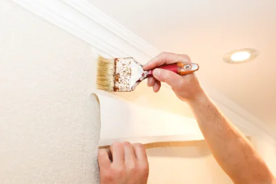 Pose de papier peint à Fislis — revêtements muraux et toiles de verre